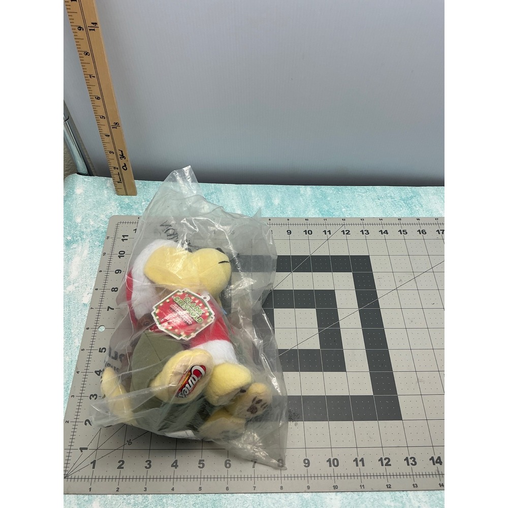 Raising Canes Clark Griswold 2022 Limited Edition Plush Puppy Christmas Vacation - Picture 9 of 10